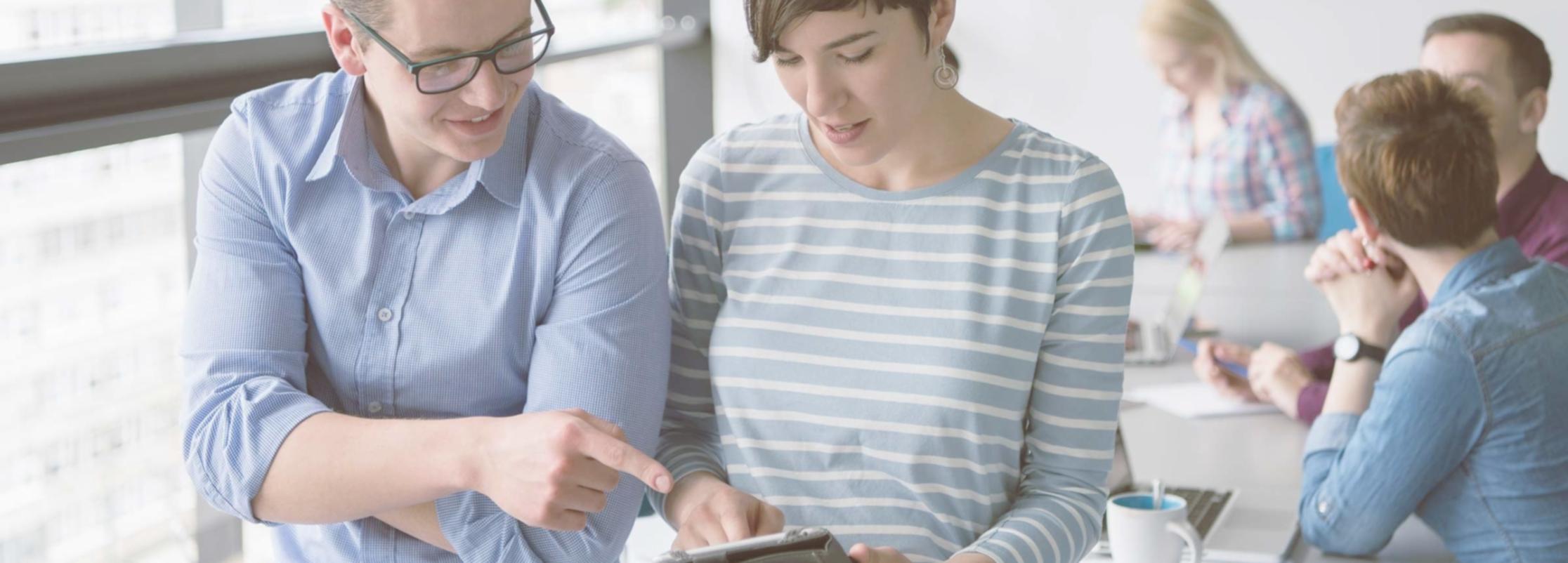 Programa de capacitación empresarial con impacto en comunidades locales