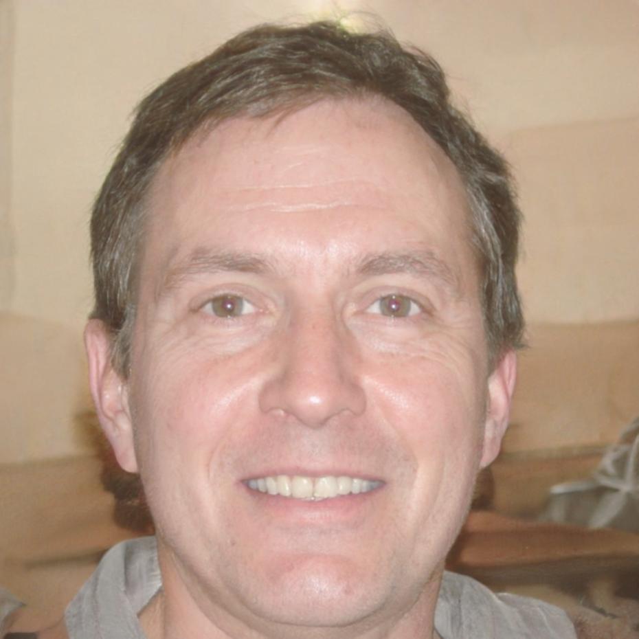 Gerardo Villalobos, director operativo de empresa manufacturera